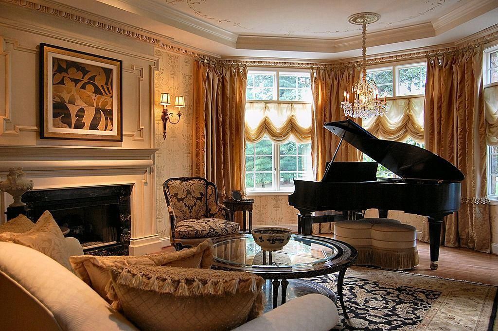 You are currently viewing Custom-Made Furniture in Dubai: A Tailored Approach to Luxury Living