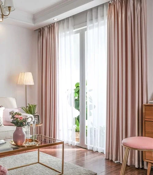 You are currently viewing The Ultimate Guide to Window Curtains in Dubai: Styles, Trends & Where to Shop